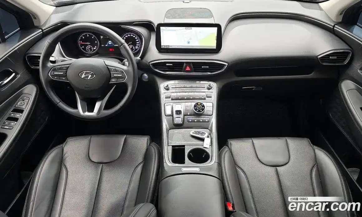 Hyundai Santa Fe 2023 2.2 гидро в Москве № 1417382, фото 10
