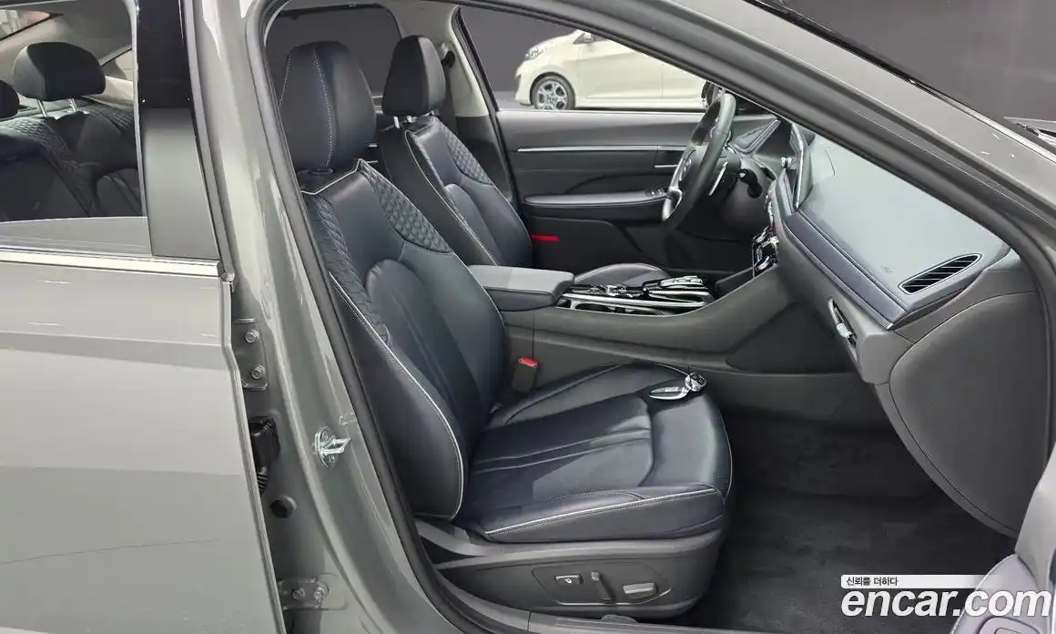 Hyundai Sonata 2021 1.6 гидро в Москве № 1417402, фото 16
