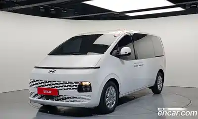 Hyundai Staria, 2022