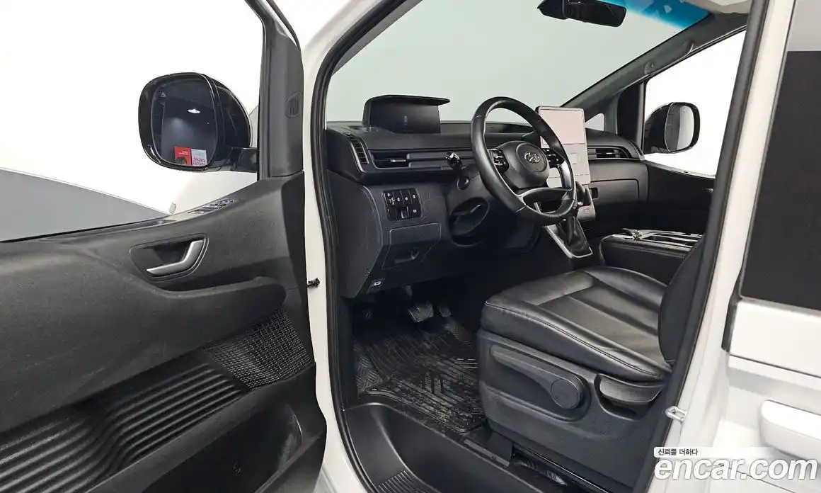 Hyundai Staria 2022 2.2 гидро в Москве № 1417536, фото 13