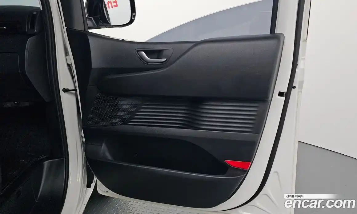 Hyundai Staria 2022 2.2 гидро в Москве № 1417536, фото 15