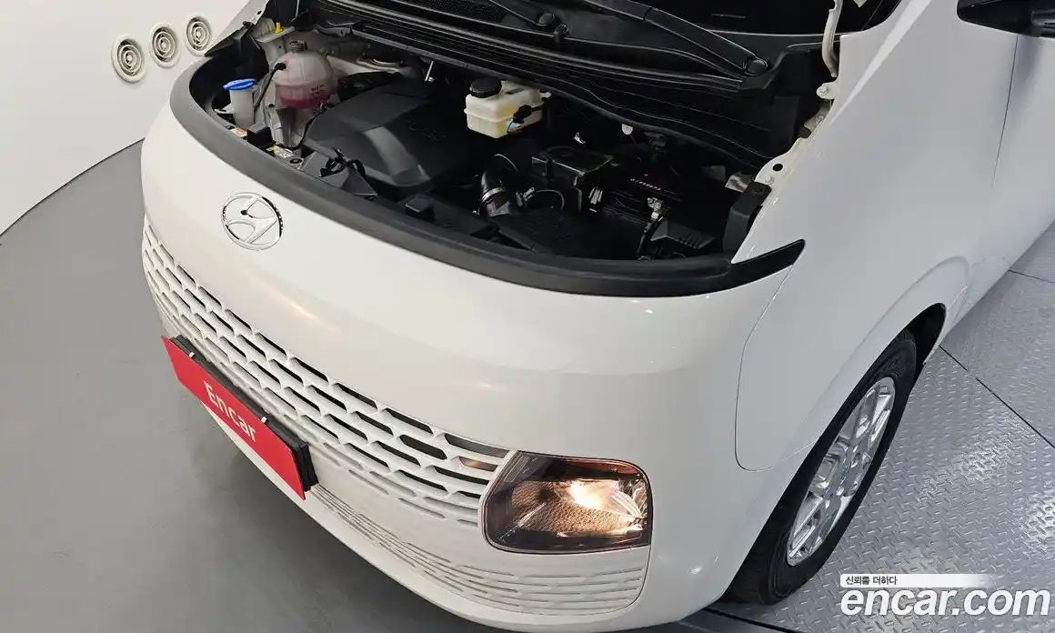 Hyundai Staria 2022 2.2 гидро в Москве № 1417536, фото 6