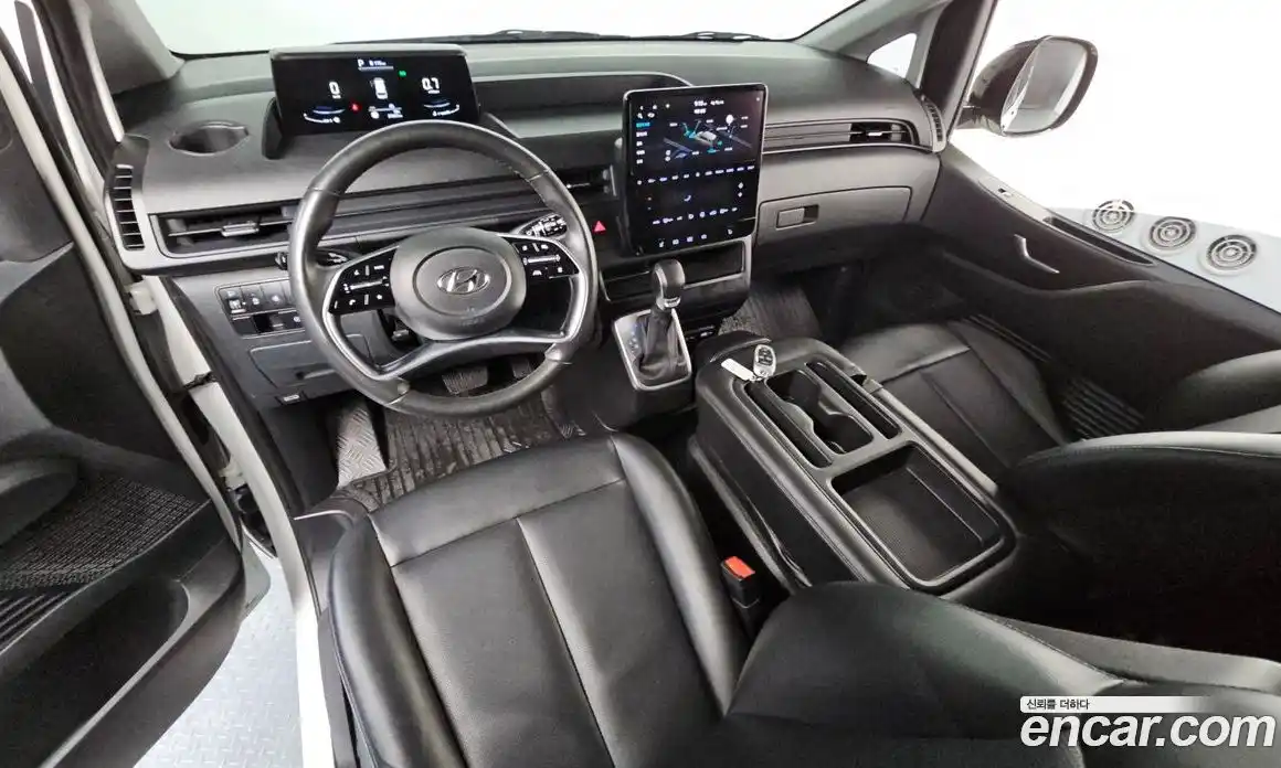 Hyundai Staria 2022 2.2 гидро в Москве № 1417536, фото 10