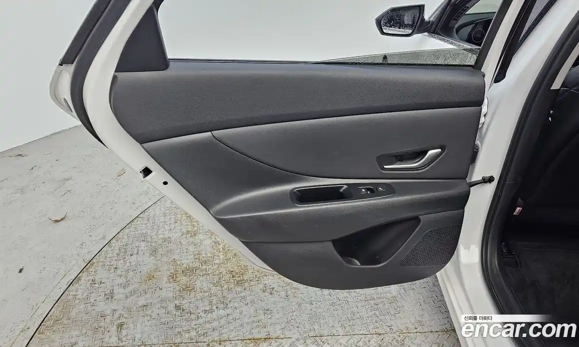 Hyundai Avante 2023 1.6 гидро, фото 15