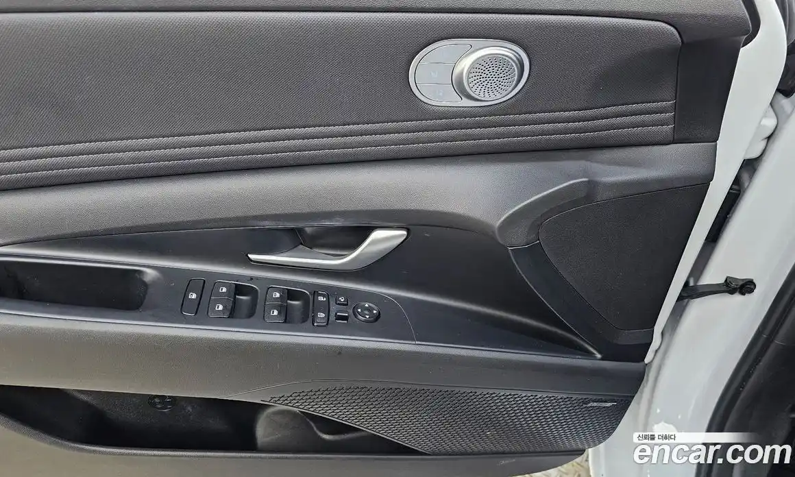 Hyundai Avante 2023 1.6 гидро, фото 28