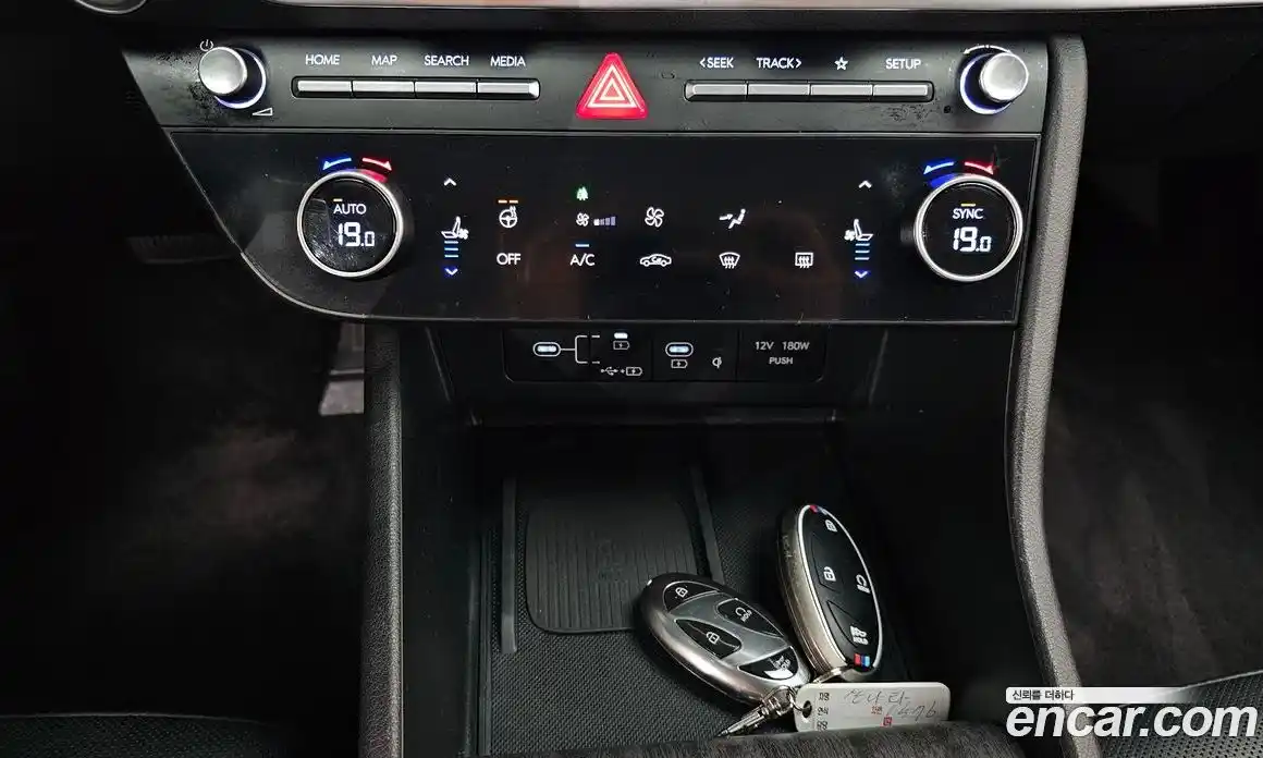Hyundai Sonata 2023 1.6 гидро в Москве № 1417641, фото 32
