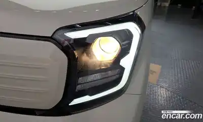 Kia Ray 2023 1.0 гидро в Москве № 1418387, миниатюра 8