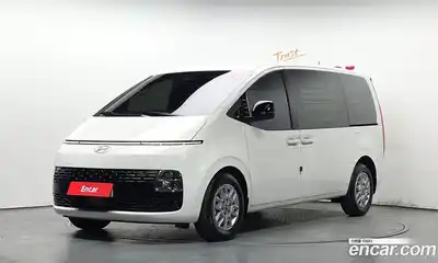 Hyundai Staria, 2025