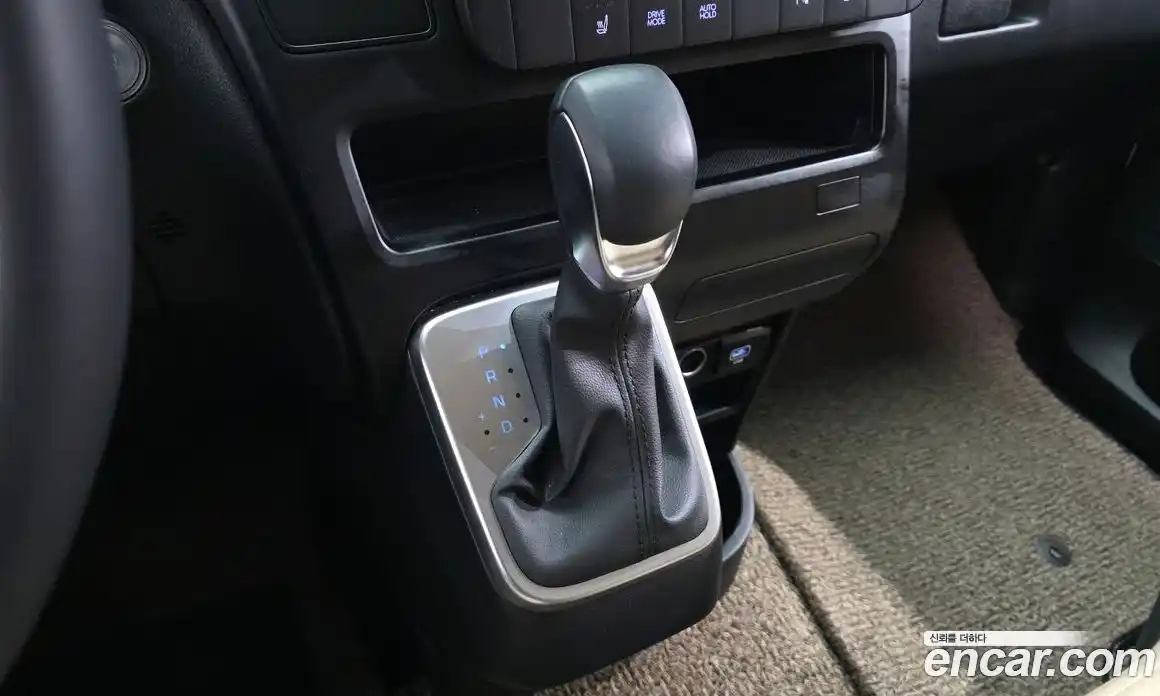 Hyundai Staria 2025 3.5 гидро в Москве № 1536857, фото 12