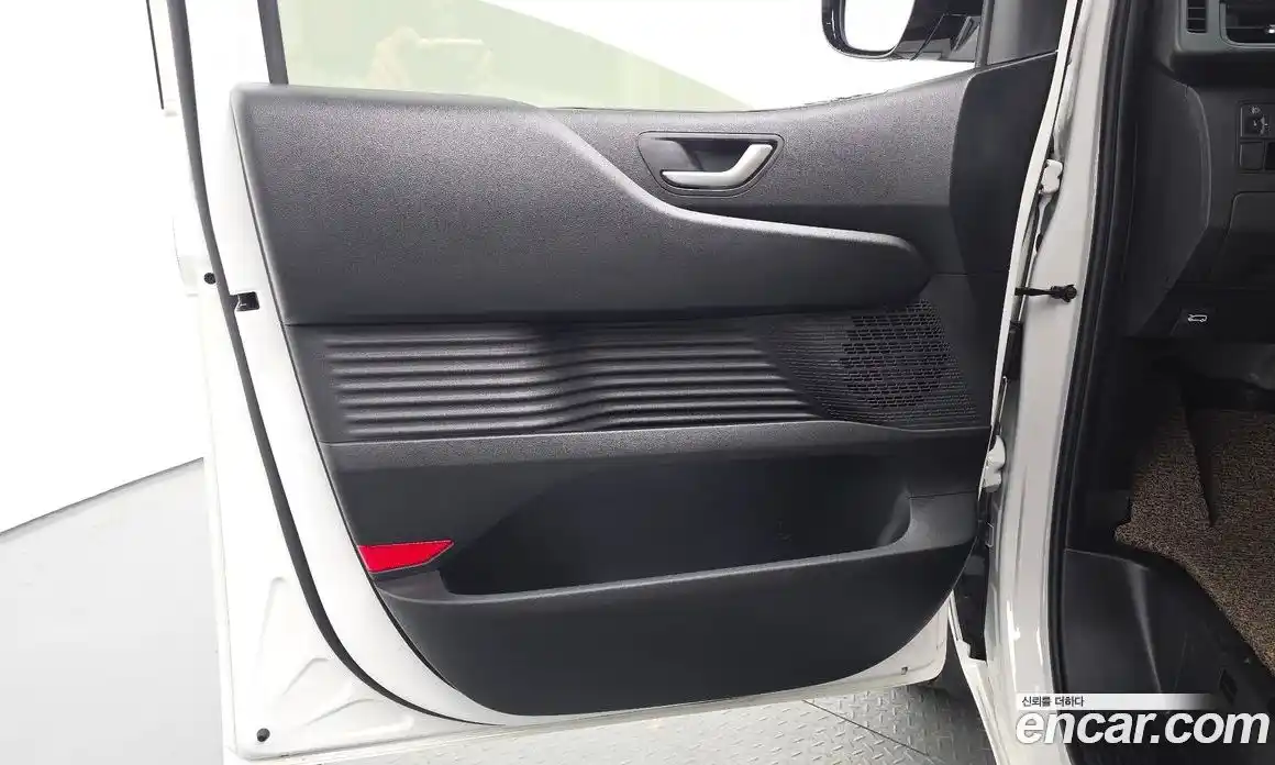 Hyundai Staria 2025 3.5 гидро в Москве № 1536857, фото 14