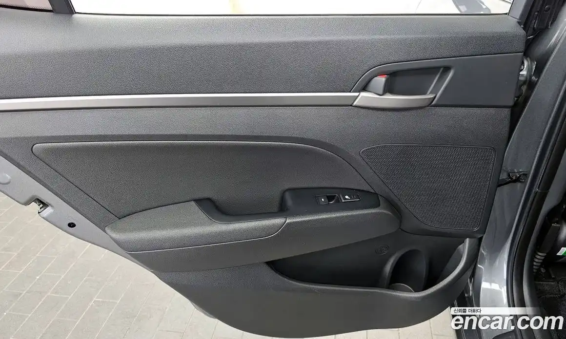 Hyundai Avante 2018 1.6 гидро в Москве № 1536927, фото 15