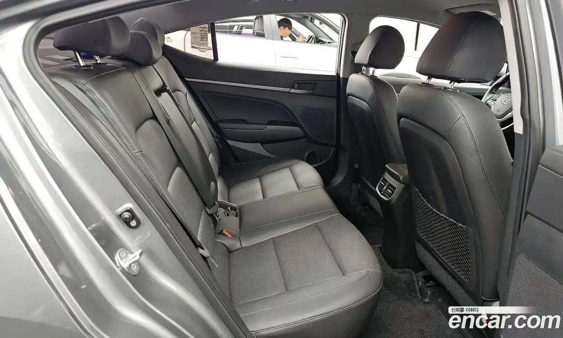 Hyundai Avante 2018 1.6 гидро в Москве № 1536927, фото 18