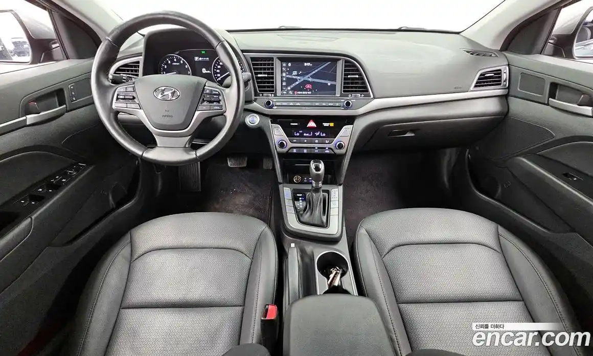 Hyundai Avante 2018 1.6 гидро в Москве № 1536927, фото 10