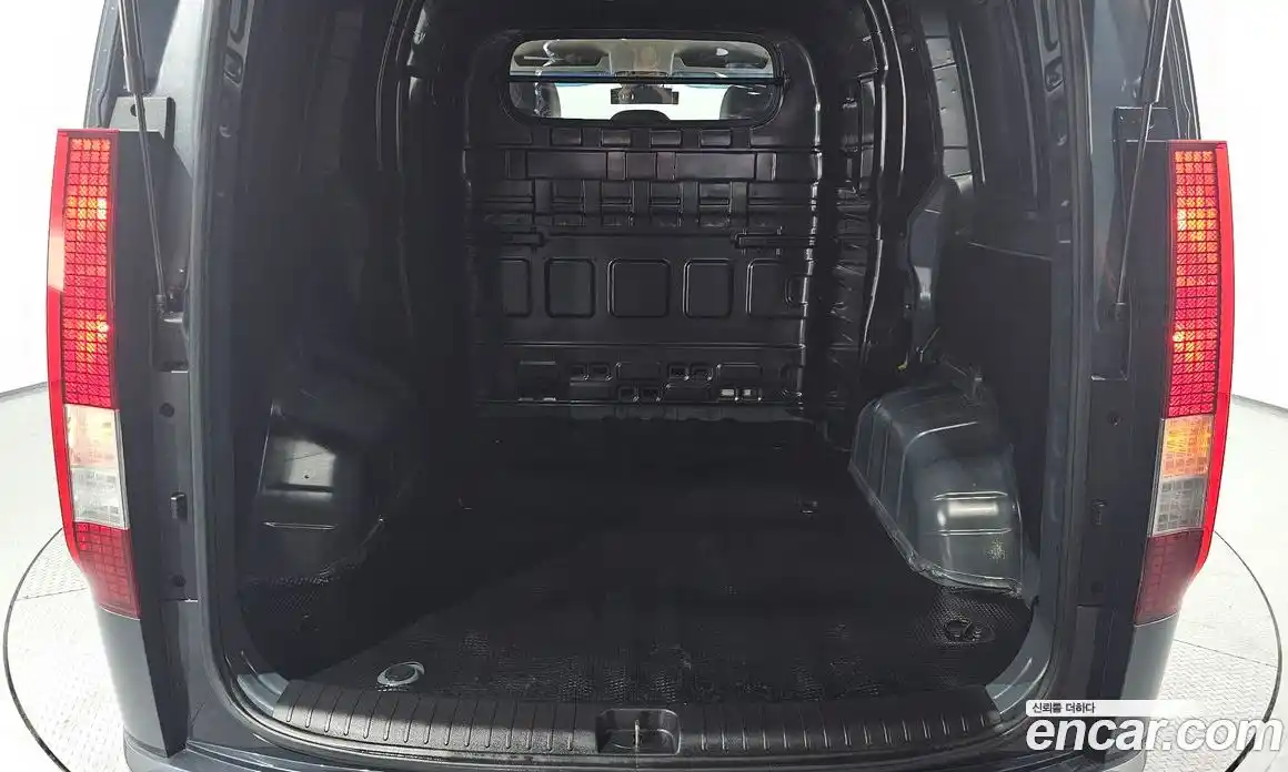 Hyundai Staria 2022 2.2 гидро в Москве № 1536984, фото 26