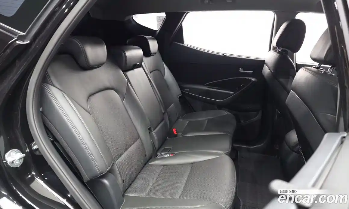 Hyundai Santa Fe 2018 2.0 гидро в Москве № 1537141, фото 18
