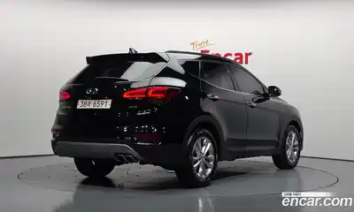 Hyundai Santa Fe 2018 2.0 гидро в Москве № 1537141, миниатюра 2