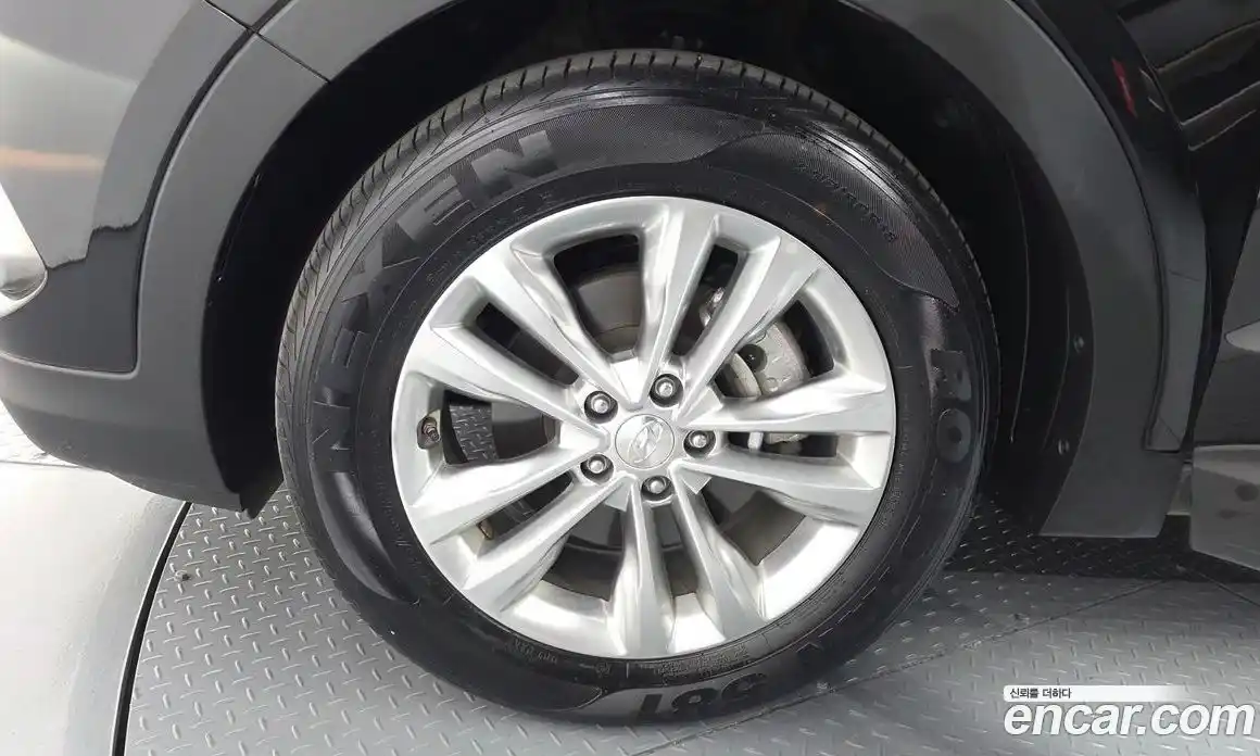 Hyundai Santa Fe 2018 2.0 гидро в Москве № 1537141, фото 5