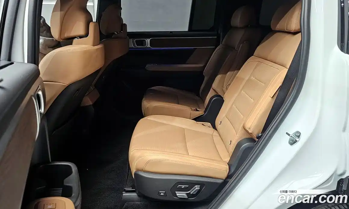 Hyundai Santa Fe 2024 1.6 гидро в Москве № 1537220, фото 16