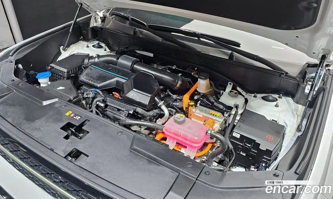 Hyundai Santa Fe 2024 1.6 гидро в Москве № 1537220, фото 6