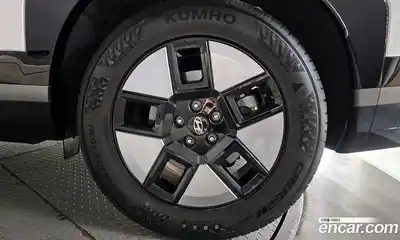Hyundai Santa Fe 2024 1.6 гидро в Москве № 1537220, миниатюра 7