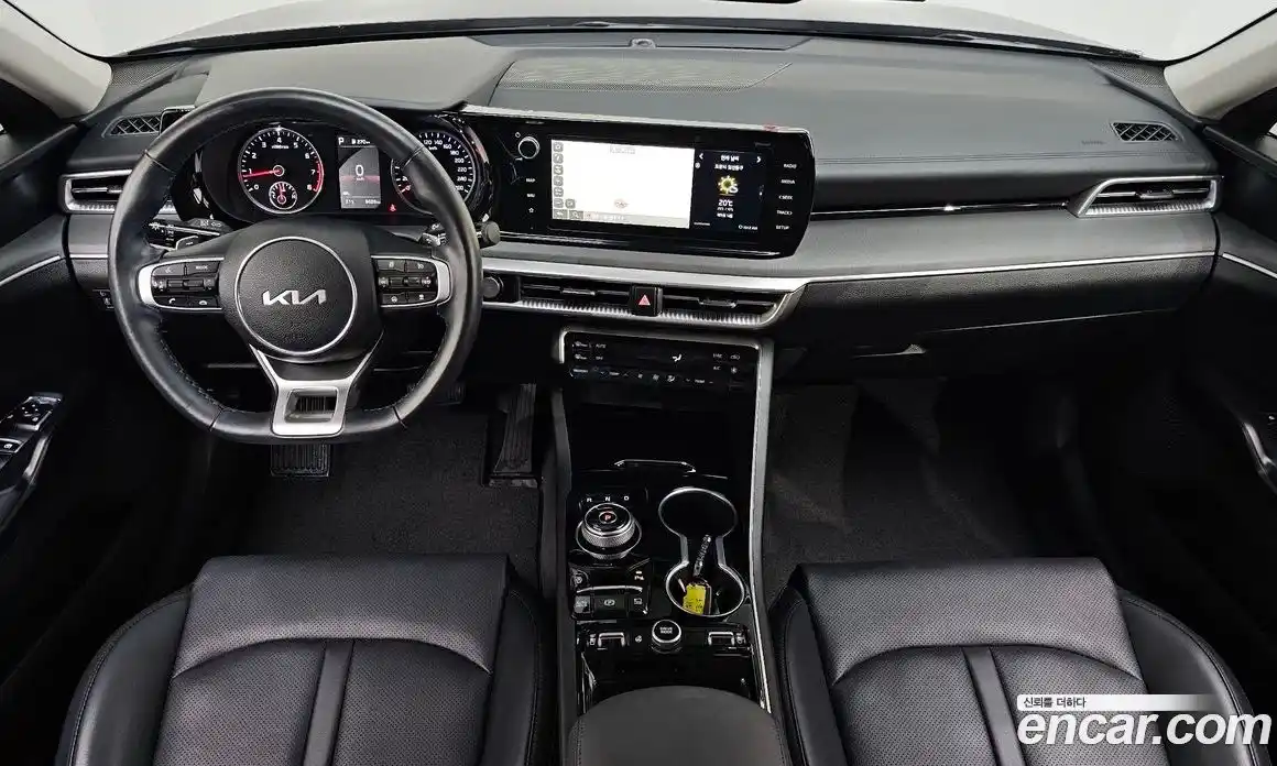 Kia K5 2022 1.6 гидро в Москве № 1537916, фото 9