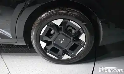 Kia Canival 2024 3.5 гидро в Москве № 1538351, миниатюра 7