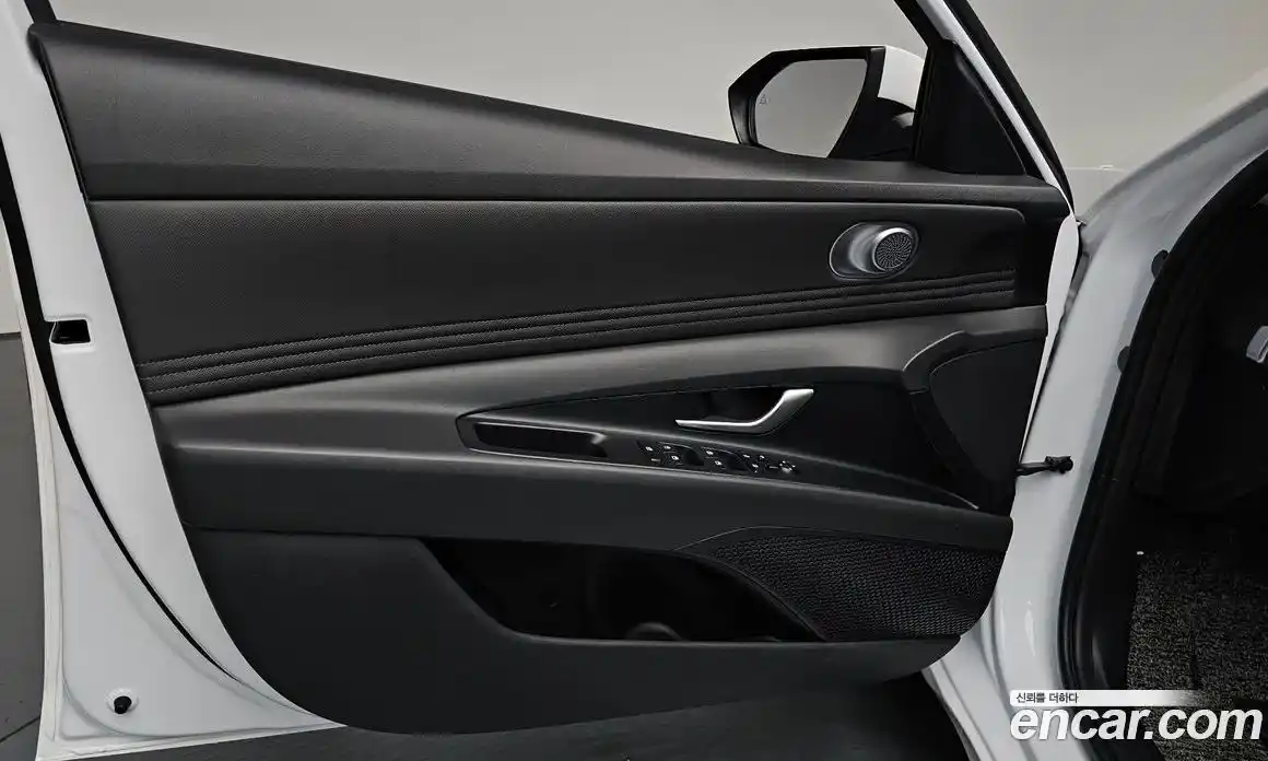 Hyundai Avante 2025 1.6 гидро в Москве № 1610005, фото 13
