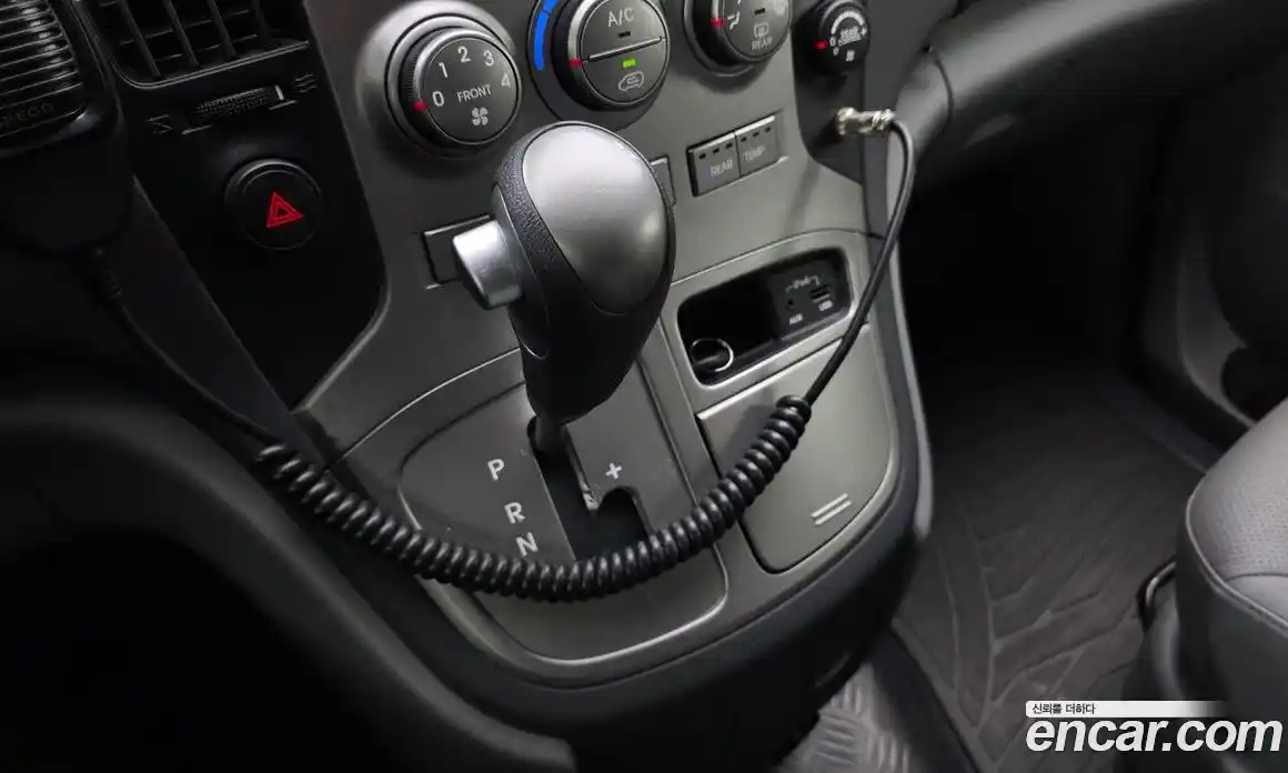 Hyundai Starex 2015 2.5 гидро в Москве № 1610310, фото 11
