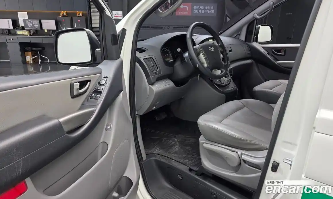 Hyundai Starex 2015 2.5 гидро в Москве № 1610310, фото 12