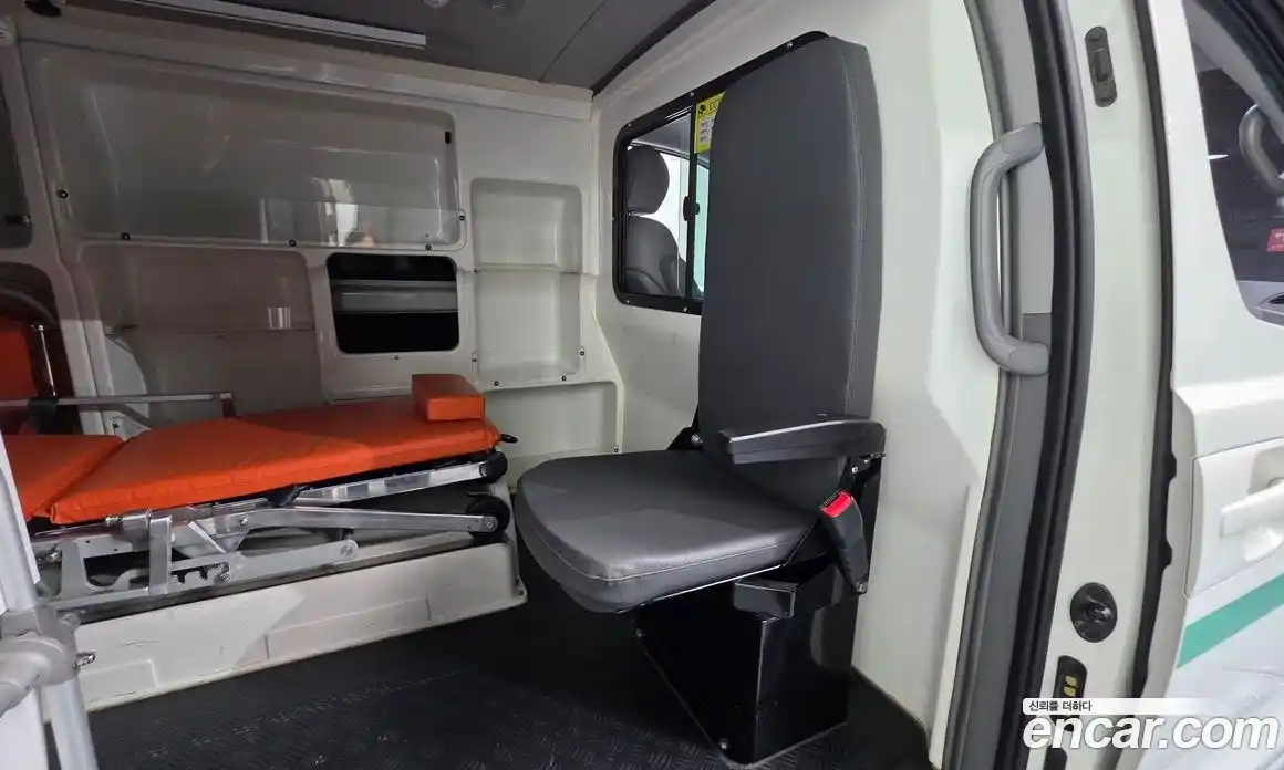 Hyundai Starex 2015 2.5 гидро в Москве № 1610310, фото 16