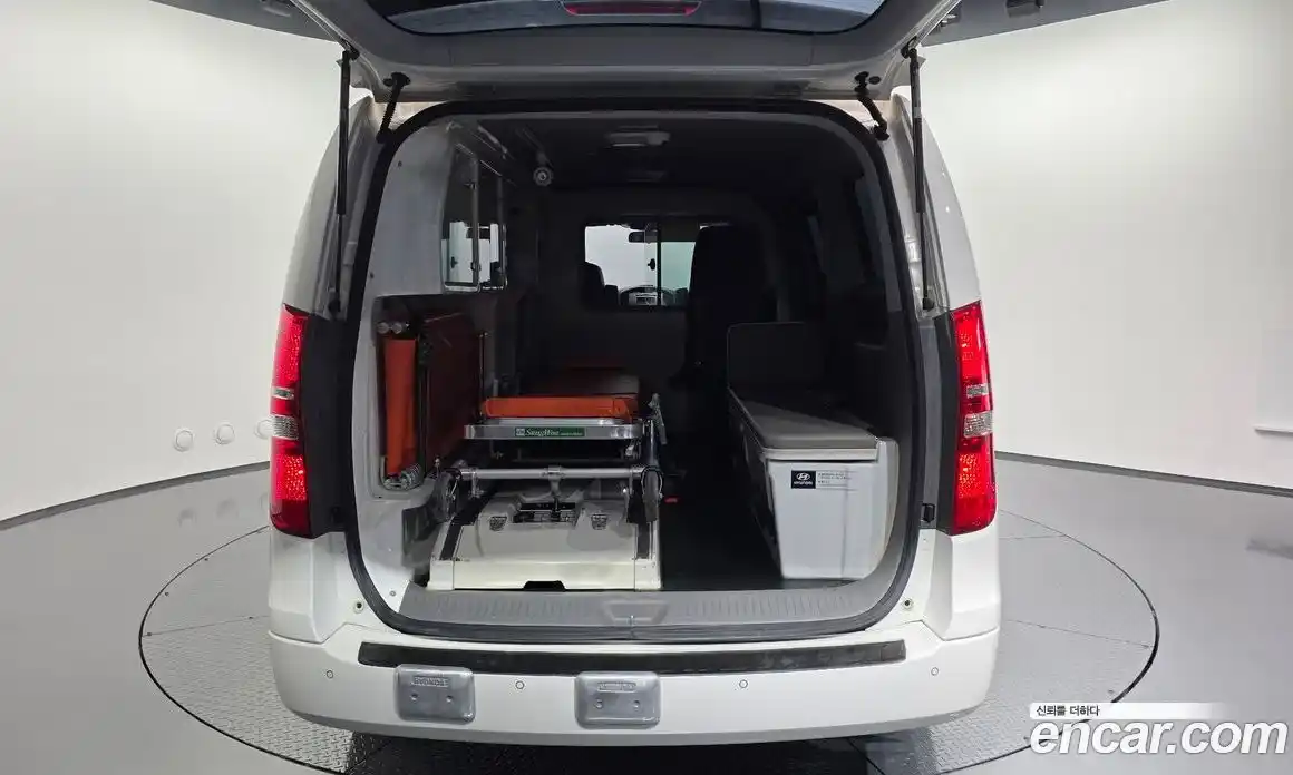 Hyundai Starex 2015 2.5 гидро в Москве № 1610310, фото 25
