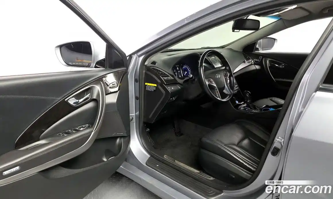 Hyundai Grandeur 2015 2.4 гидро в Москве № 1610738, фото 13