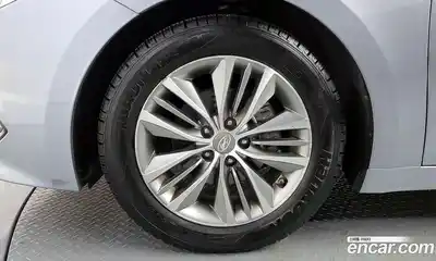 Hyundai Grandeur 2015 2.4 гидро в Москве № 1610738, миниатюра 5