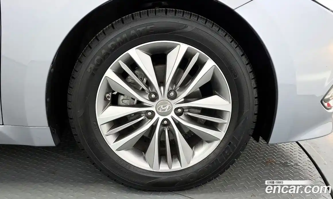 Hyundai Grandeur 2015 2.4 гидро в Москве № 1610738, фото 7