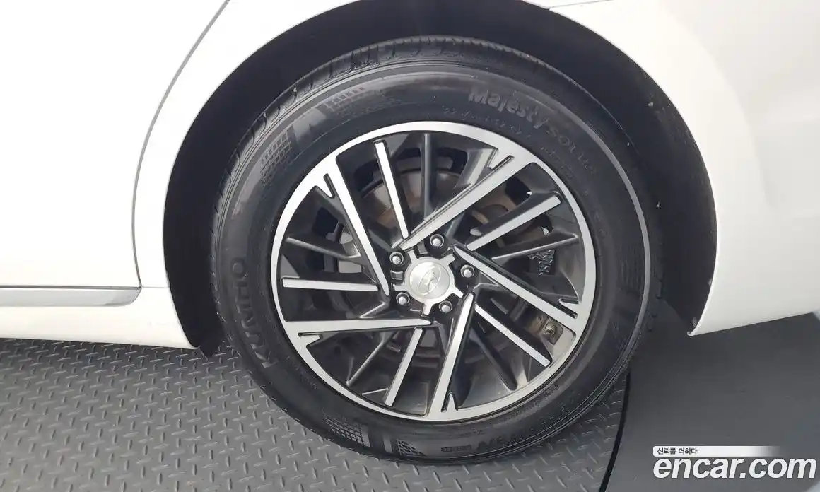 Hyundai Grandeur 2020 2.5 гидро в Москве № 1610830, фото 6