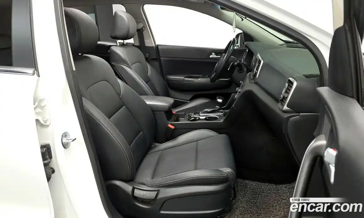 Kia Sportage 2017 1.7 гидро в Москве № 1611351, фото 17