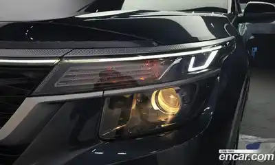 Kia Seltos 2020 1.6 гидро в Москве № 1684664, миниатюра 8