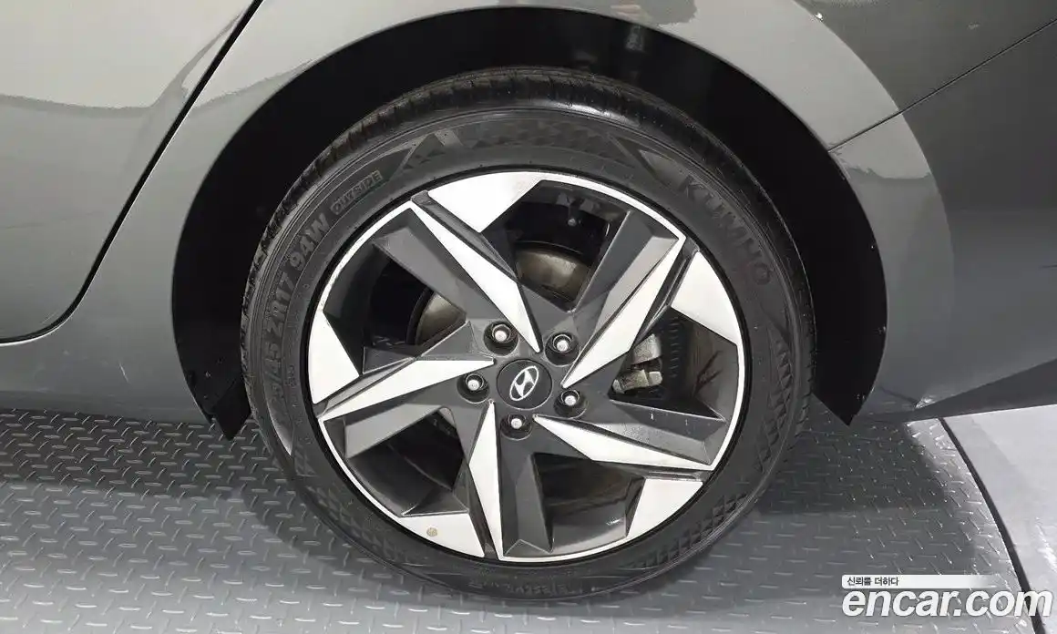 Hyundai Avante 2023 1.6 гидро в Москве № 1757631, фото 7