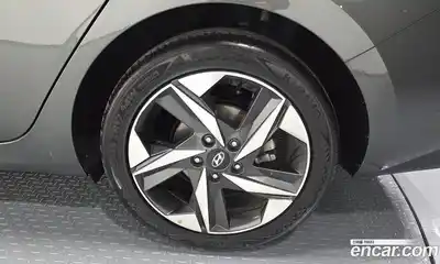 Hyundai Avante 2023 1.6 гидро в Москве № 1757631, миниатюра 7
