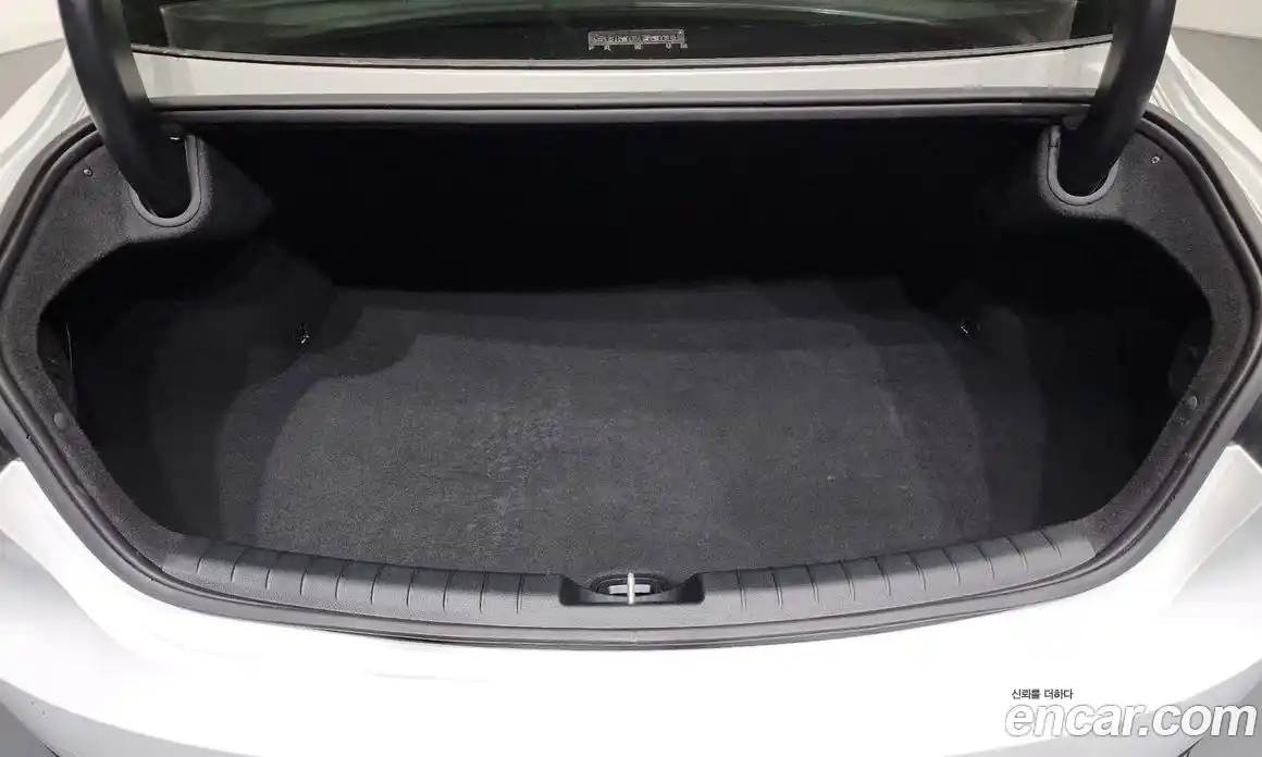 Hyundai Grandeur 2022 2.5 гидро в Москве № 1757803, фото 25