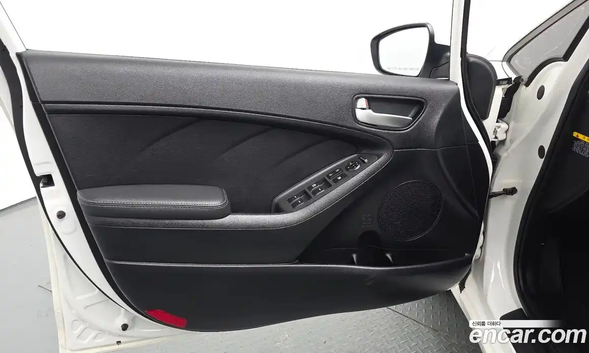 Kia K3 2016 1.6 гидро в Москве № 1758353, фото 14