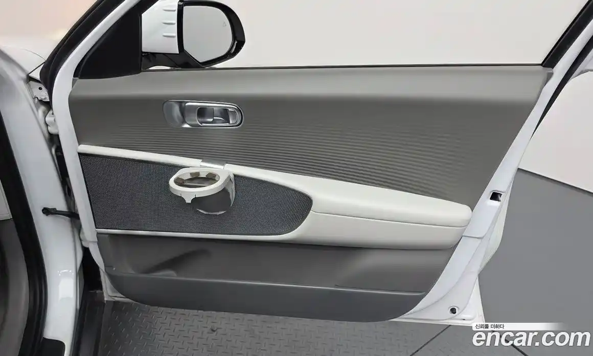 Hyundai Ioniq 6 2022 0.1 гидро в Москве № 1830461, фото 14