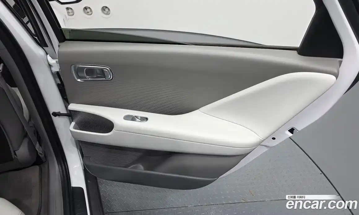 Hyundai Ioniq 6 2022 0.1 гидро в Москве № 1830461, фото 15