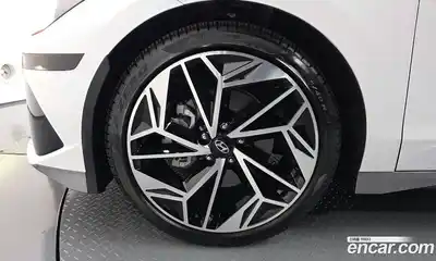 Hyundai Ioniq 6 2022 0.1 гидро в Москве № 1830461, миниатюра 5