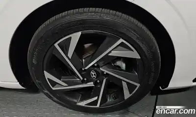 Hyundai Avante 2023 1.6 гидро в Москве № 1830680, миниатюра 5