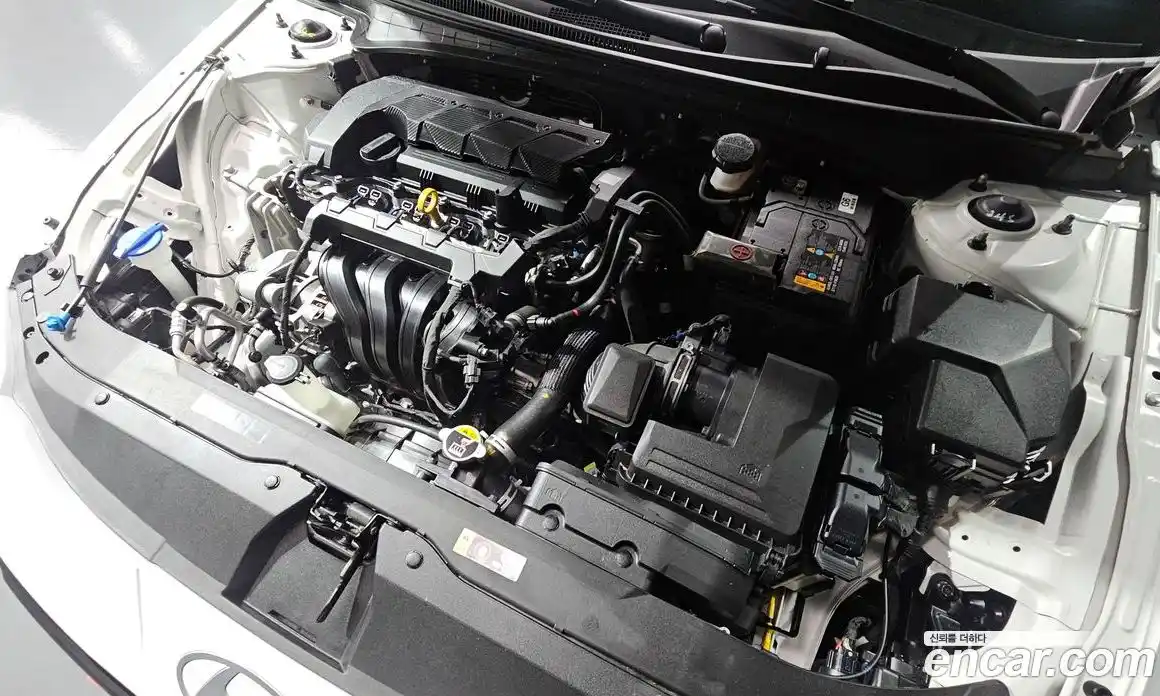 Hyundai Avante 2023 1.6 гидро в Москве № 1830680, фото 6