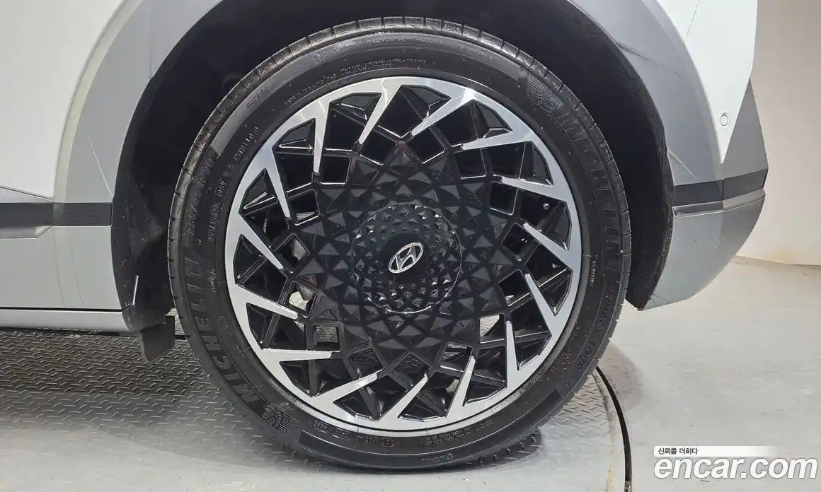 Hyundai Ioniq 5 2024 0.1 гидро в Москве № 1830873, фото 7