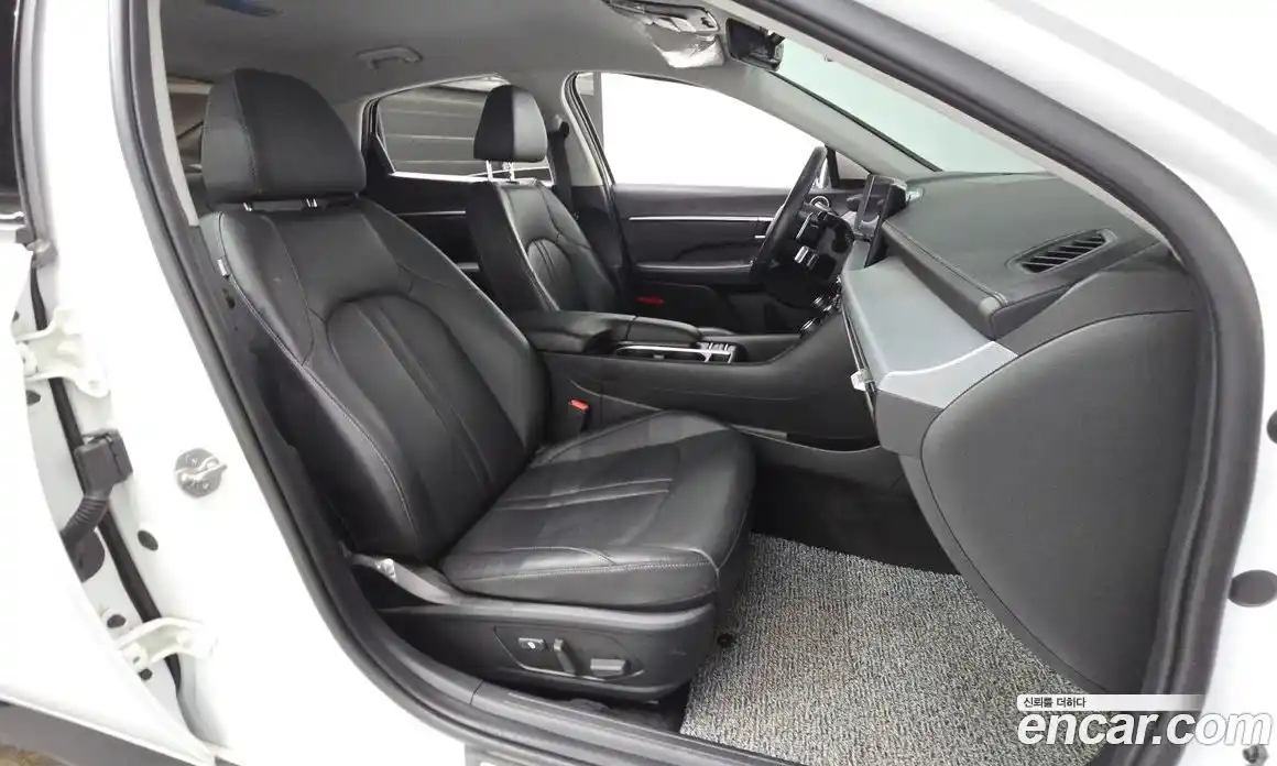 Hyundai Sonata 2024 2.0 гидро в Москве № 1830877, фото 17