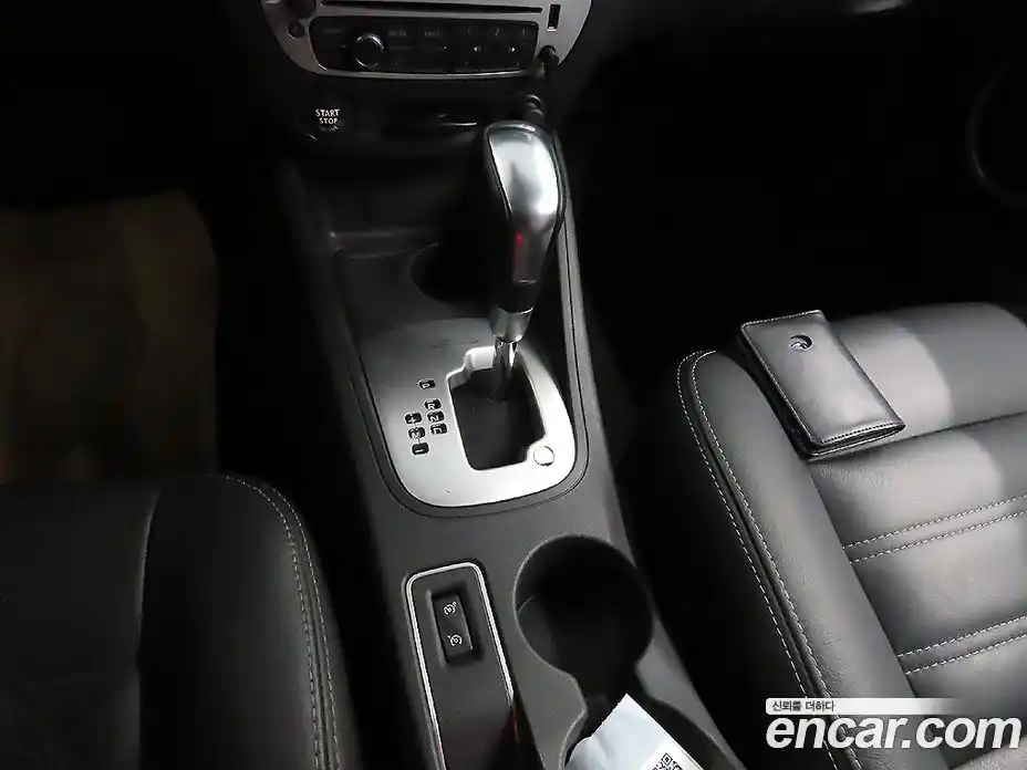 Renault SM3 2014 1.6 гидро в Москве № 186532, фото 11