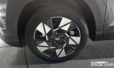 Hyundai Kona 2024 1.6 гидро в Москве № 1903418, миниатюра 5